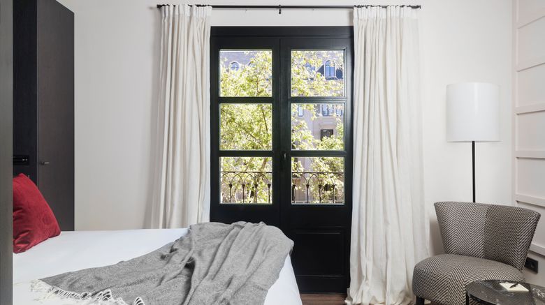 <b>Yurbban Ramblas Hotel Room</b>. Images powered by <a href="https://www.leonardoworldwide.com/" title="Leonardo Worldwide" target="_blank">Leonardo</a>.