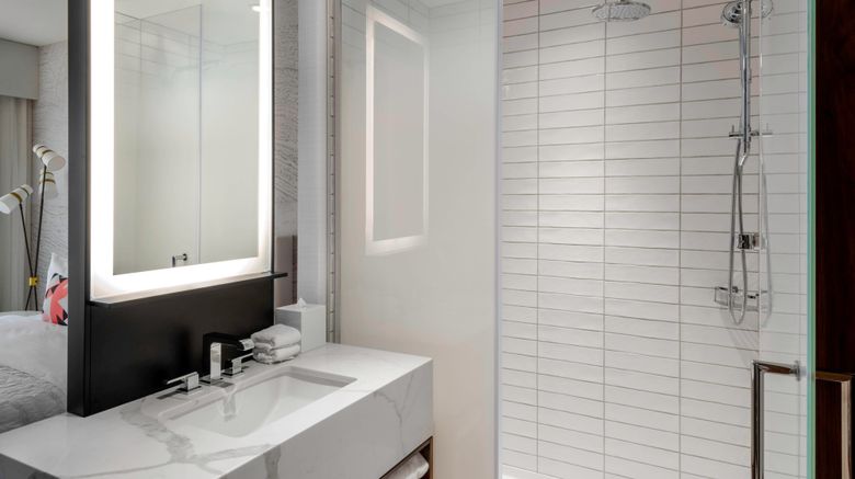 <b>Le Meridien Denver Downtown Room</b>. Images powered by <a href="https://www.leonardoworldwide.com/" title="Leonardo Worldwide" target="_blank">Leonardo</a>.