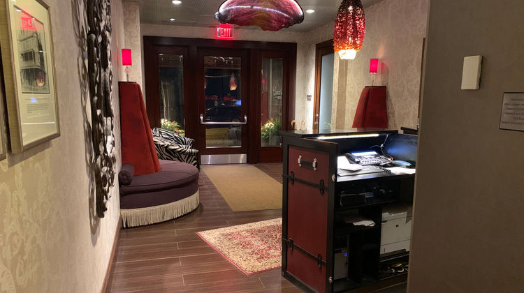 Chestnut Hill Hotel Lobby