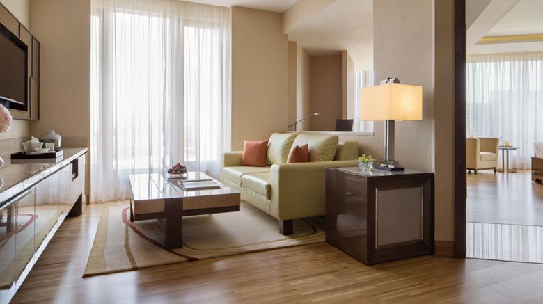 <b>JW Marriott Mumbai Sahar Suite</b>. Images powered by <a href="https://www.leonardoworldwide.com/" title="Leonardo Worldwide" target="_blank">Leonardo</a>.