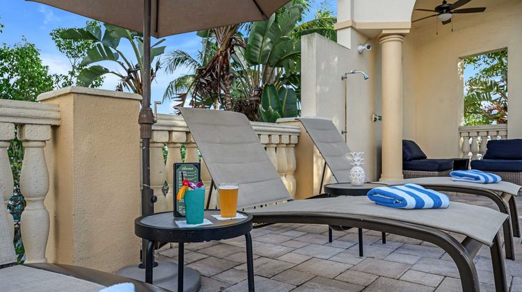 Bayfront Inn on Fifth Pool
