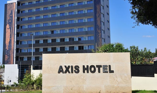 Axis Porto Business & Spa Hotel Exterior