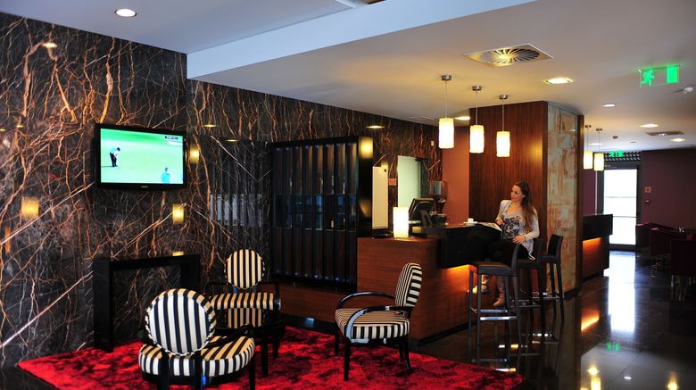 <b>Axis Porto Business & Spa Hotel Lobby</b>. Images powered by <a href="https://www.leonardoworldwide.com/" title="Leonardo Worldwide" target="_blank">Leonardo</a>.