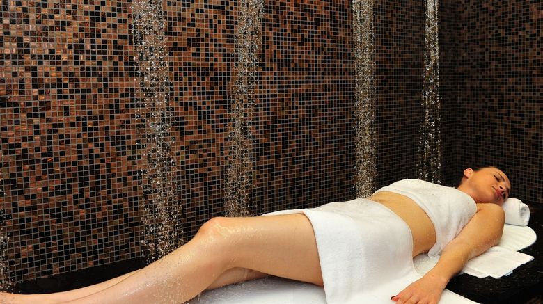 <b>Axis Porto Business & Spa Hotel Spa</b>. Images powered by <a href="https://www.leonardoworldwide.com/" title="Leonardo Worldwide" target="_blank">Leonardo</a>.