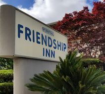 Friendship Inn Exterior
