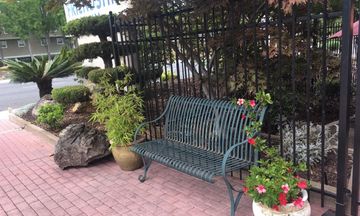 Friendship Inn