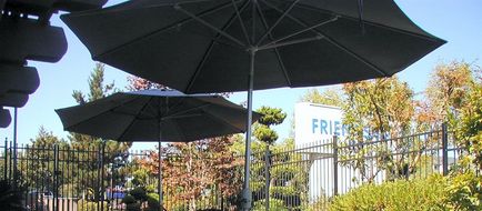 Friendship Inn Exterior