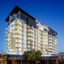 Quest Mackay on Gordon