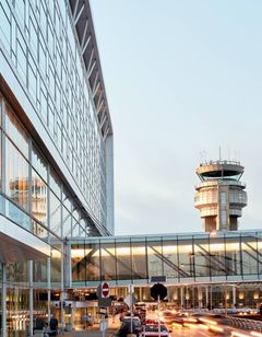 Montreal Airport Marriott In Terminal