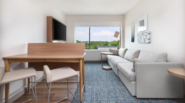 <b>Element New York Wood-Ridge Suite</b>. Images powered by <a href="https://www.leonardoworldwide.com/" title="Leonardo Worldwide" target="_blank">Leonardo</a>.