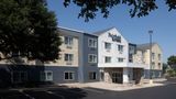 <b>Fairfield Inn and Suites Austin South Exterior</b>. Images powered by <a href="https://www.leonardoworldwide.com/" title="Leonardo Worldwide" target="_blank">Leonardo</a>.