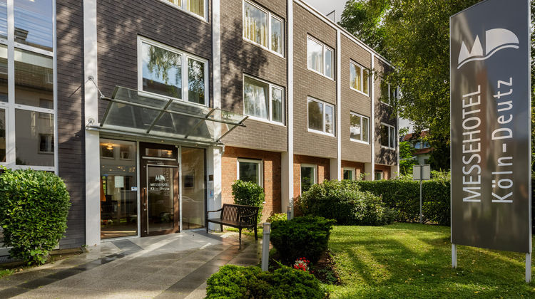Kolpinghaus MesseHotel Exterior