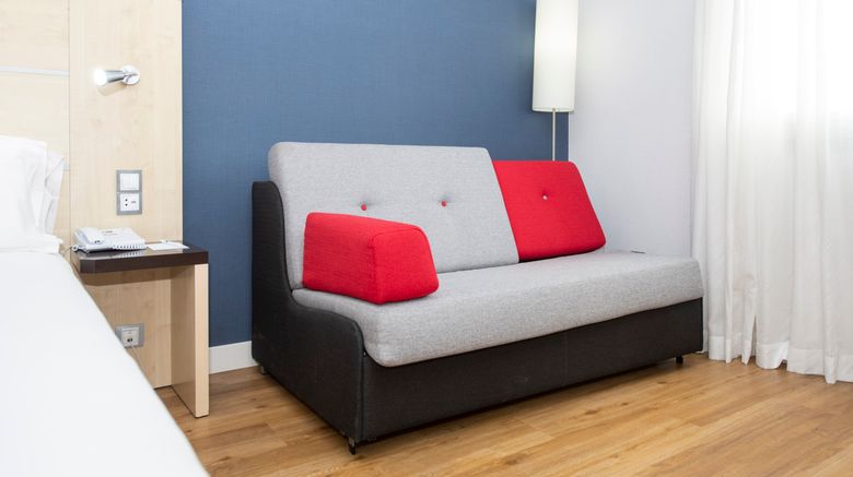 <b>Holiday Inn Express Barcelona City Room</b>. Images powered by <a href="https://www.leonardoworldwide.com/" title="Leonardo Worldwide" target="_blank">Leonardo</a>.