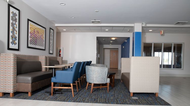 Holiday Inn Express Toledo West-Napoleon Restaurant