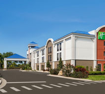 Holiday Inn Express Vero Beach-W (I-9) Exterior