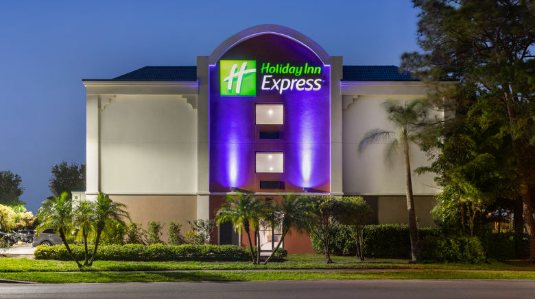 <b>Holiday Inn Express Vero Beach-W (I-9) Exterior</b>. Images powered by <a href="https://www.leonardoworldwide.com/" title="Leonardo Worldwide" target="_blank">Leonardo</a>.