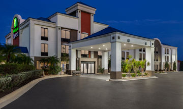 Holiday Inn Express Vero Beach-W (I-9)