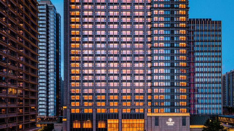 <b>Harbour Plaza Metropolitan Shanghai Exterior</b>. Images powered by <a href="https://www.leonardoworldwide.com/" title="Leonardo Worldwide" target="_blank">Leonardo</a>.