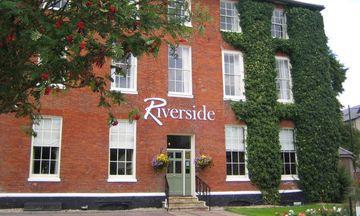 The Riverside House Hotel