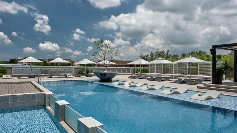 <b>Clark Marriott Hotel Pool</b>. Images powered by <a href="https://www.leonardoworldwide.com/" title="Leonardo Worldwide" target="_blank">Leonardo</a>.