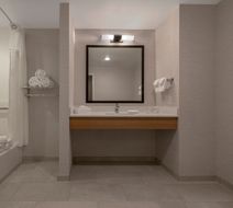 Fairfield Inn-Stes Airport-Gateway Park Room