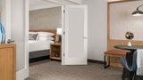 Sheraton Milwaukee Brookfield Hotel Suite