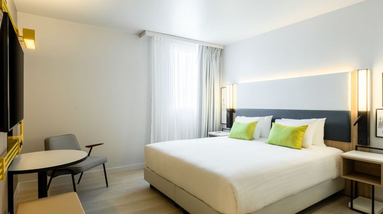 Courtyard Paris Creteil Room