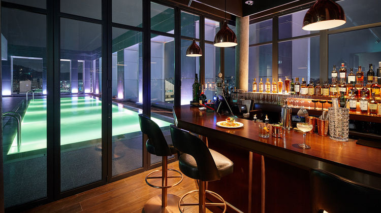 Lotte Hotel L7 Hongdae Pool