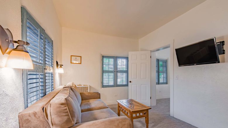 <b>The Historic Taos Inn Suite</b>. Images powered by <a href="https://www.leonardoworldwide.com/" title="Leonardo Worldwide" target="_blank">Leonardo</a>.