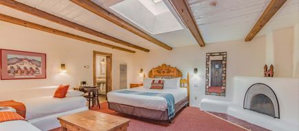 The Historic Taos Inn Room