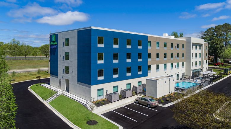 <b>Holiday Inn Express Space Center Exterior</b>. Images powered by <a href="https://www.leonardoworldwide.com/" title="Leonardo Worldwide" target="_blank">Leonardo</a>.