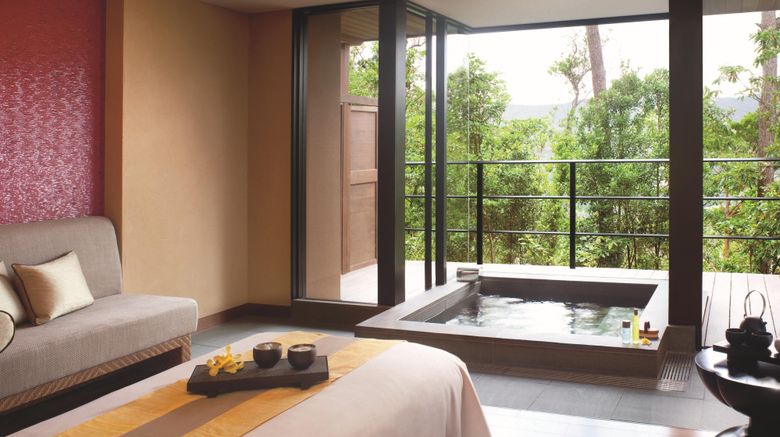 <b>The Ritz-Carlton Okinawa Spa</b>. Images powered by <a href="https://www.leonardoworldwide.com/" title="Leonardo Worldwide" target="_blank">Leonardo</a>.