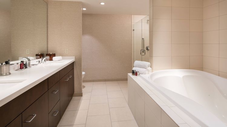 Marriott Chicago Naperville Room