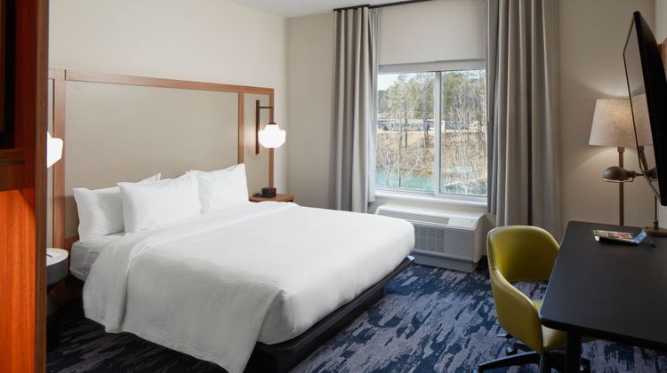 Fairfield Inn & Suites Clemson Univ Area Room
