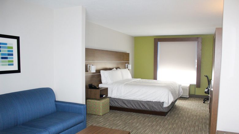 <b>Holiday Inn Express & Suites Martinsvill Room</b>. Images powered by <a href="https://www.leonardoworldwide.com/" title="Leonardo Worldwide" target="_blank">Leonardo</a>.