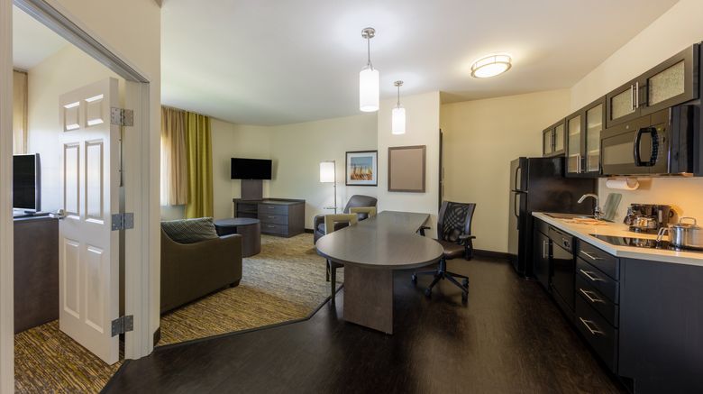 <b>Candlewood Suites Springfield South Room</b>. Images powered by <a href="https://www.leonardoworldwide.com/" title="Leonardo Worldwide" target="_blank">Leonardo</a>.