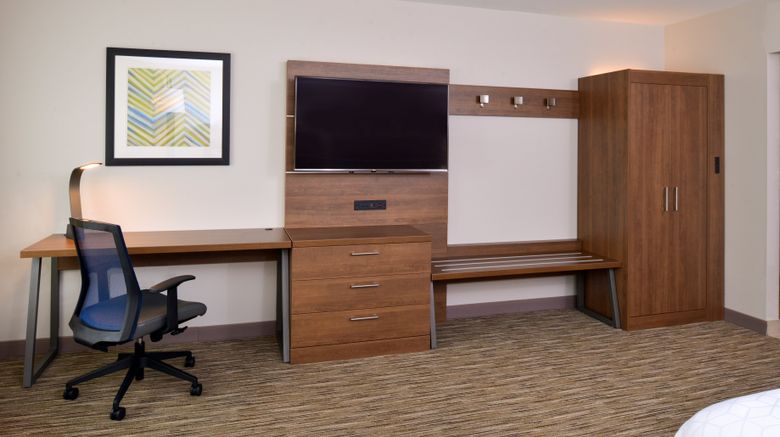 <b>Holiday Inn Express & Suites Ottumwa Room</b>. Images powered by <a href="https://www.leonardoworldwide.com/" title="Leonardo Worldwide" target="_blank">Leonardo</a>.
