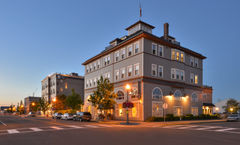 Majestic Inn & Spa