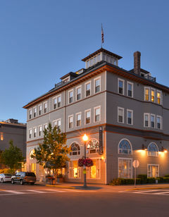 Majestic Inn & Spa