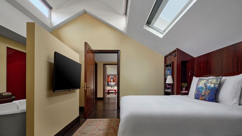 <b>The Vagabond Club, a Tribute Portfolio Suite</b>. Images powered by <a href="https://www.leonardoworldwide.com/" title="Leonardo Worldwide" target="_blank">Leonardo</a>.