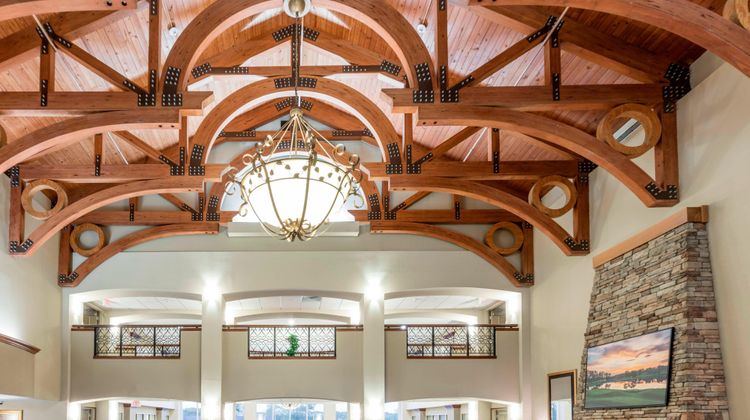 Auburn Marriott Opelika Resort Lobby