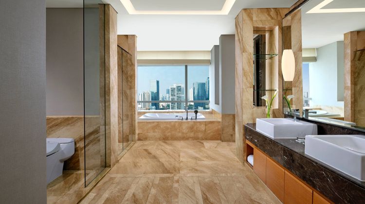 The Ritz-Carlton Jakarta, Pacific Place Room