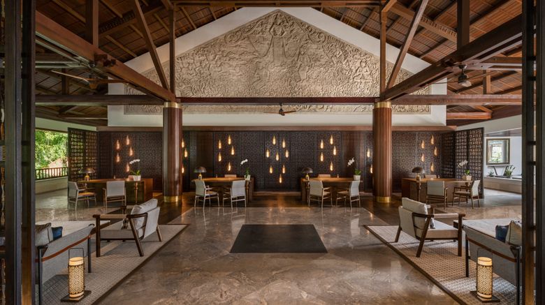 <b>The Laguna, A Luxury Collection Resort Lobby</b>. Images powered by <a href="https://www.leonardoworldwide.com/" title="Leonardo Worldwide" target="_blank">Leonardo</a>.