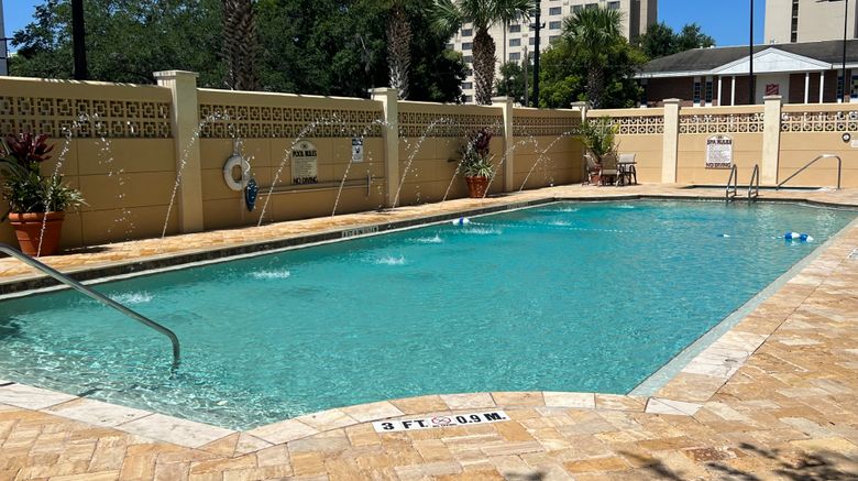 <b>Crowne Plaza Hotel Orlando Downtown Pool</b>. Images powered by <a href="https://leonardo.com/" title="Leonardo Worldwide" target="_blank">Leonardo</a>.