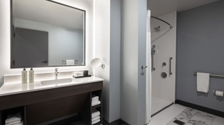 <b>Crowne Plaza Kearney Room</b>. Images powered by <a href="https://www.leonardoworldwide.com/" title="Leonardo Worldwide" target="_blank">Leonardo</a>.