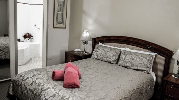 Cotswold Gardens Suite