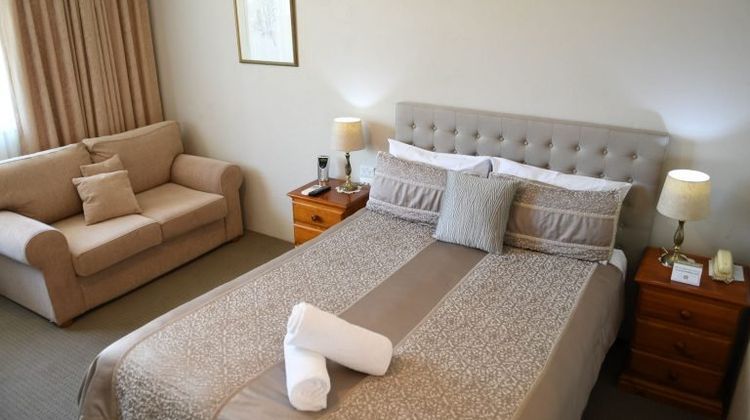 Cotswold Gardens Room