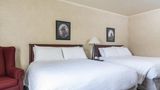 Mount Peyton Hotel Room