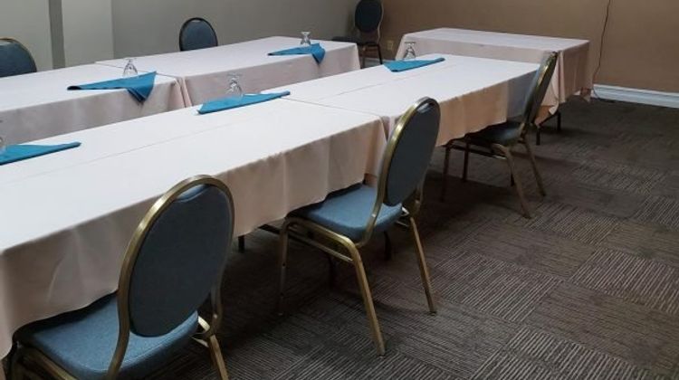 Mount Peyton Hotel Meeting