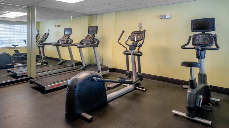 Holiday Inn Hotel & Suites Health Club